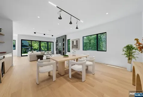 94 Downey Drive Tenafly NJ 07670