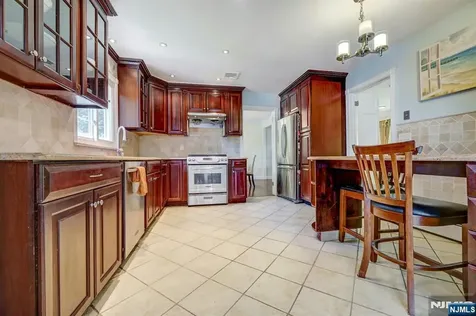 89 Pinecrest Drive Woodcliff Lake NJ 07677