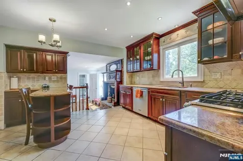 89 Pinecrest Drive Woodcliff Lake NJ 07677