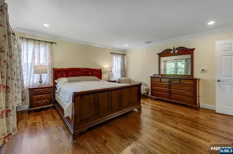 89 Pinecrest Drive Woodcliff Lake NJ 07677