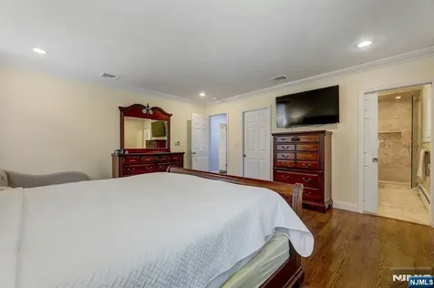 89 Pinecrest Drive Woodcliff Lake NJ 07677
