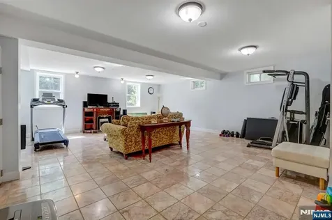 89 Pinecrest Drive Woodcliff Lake NJ 07677