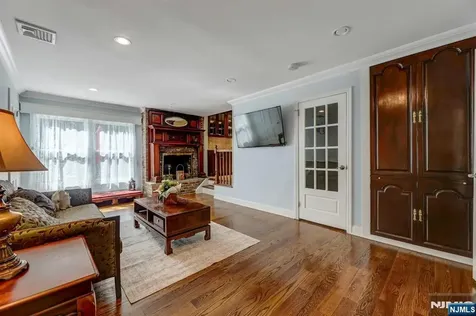 89 Pinecrest Drive Woodcliff Lake NJ 07677