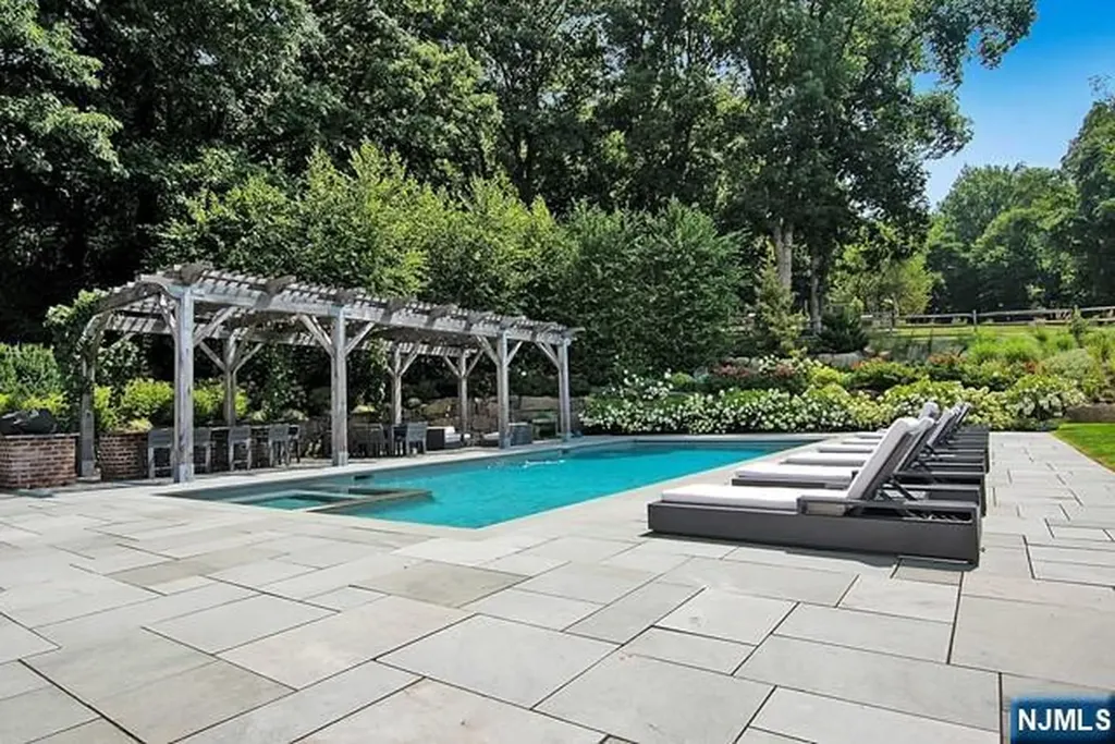 393 Anderson Avenue Alpine NJ 07620