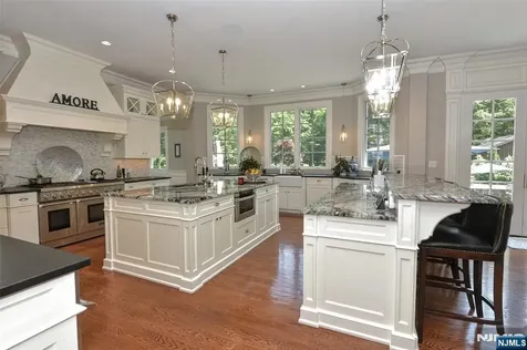 188 E Saddle River Road Saddle River NJ 07458