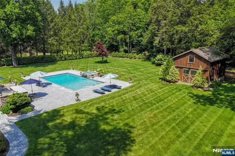 188 E Saddle River Road Saddle River NJ 07458
