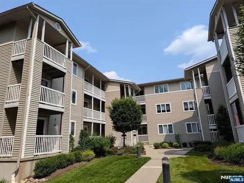 230 Orchard Park Allendale NJ 07401