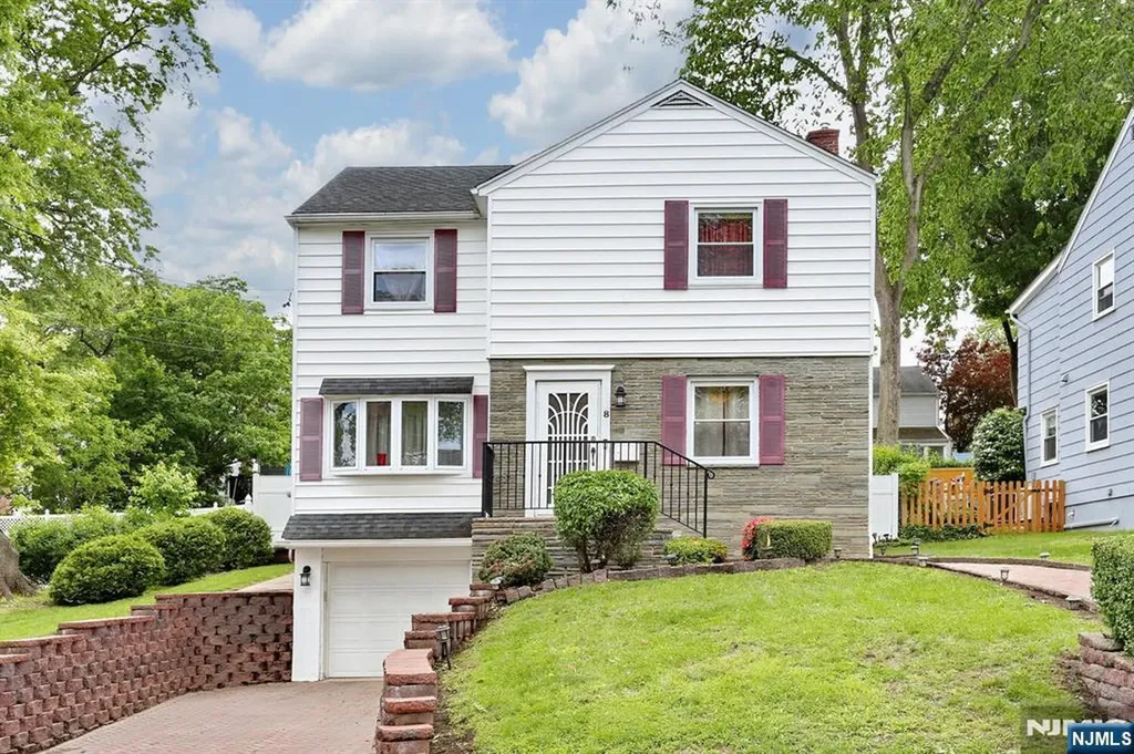 8 Melman Terrace Maplewood NJ 07040