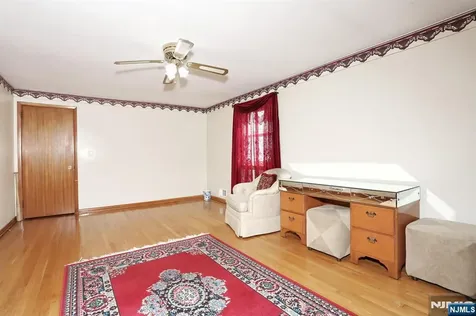 8 Melman Terrace Maplewood NJ 07040