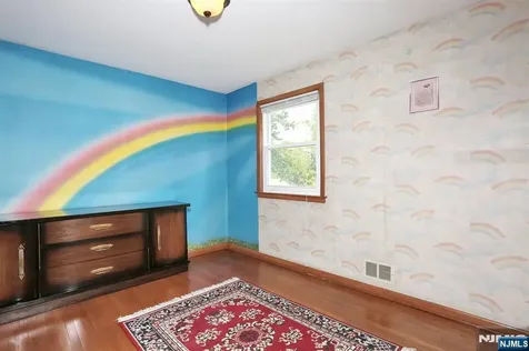 8 Melman Terrace Maplewood NJ 07040