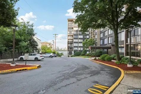 9060 Palisade Avenue North Bergen NJ 07047