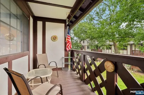 1907 Faulkner Court Mahwah NJ 07430