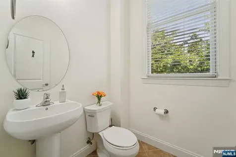 19 Summit Drive North Caldwell NJ 07006