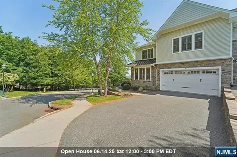 19 Summit Drive North Caldwell NJ 07006