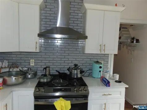 444-446 15th Paterson NJ 07504
