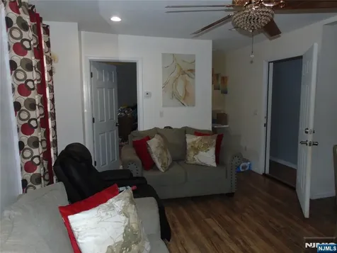 444-446 15th Paterson NJ 07504