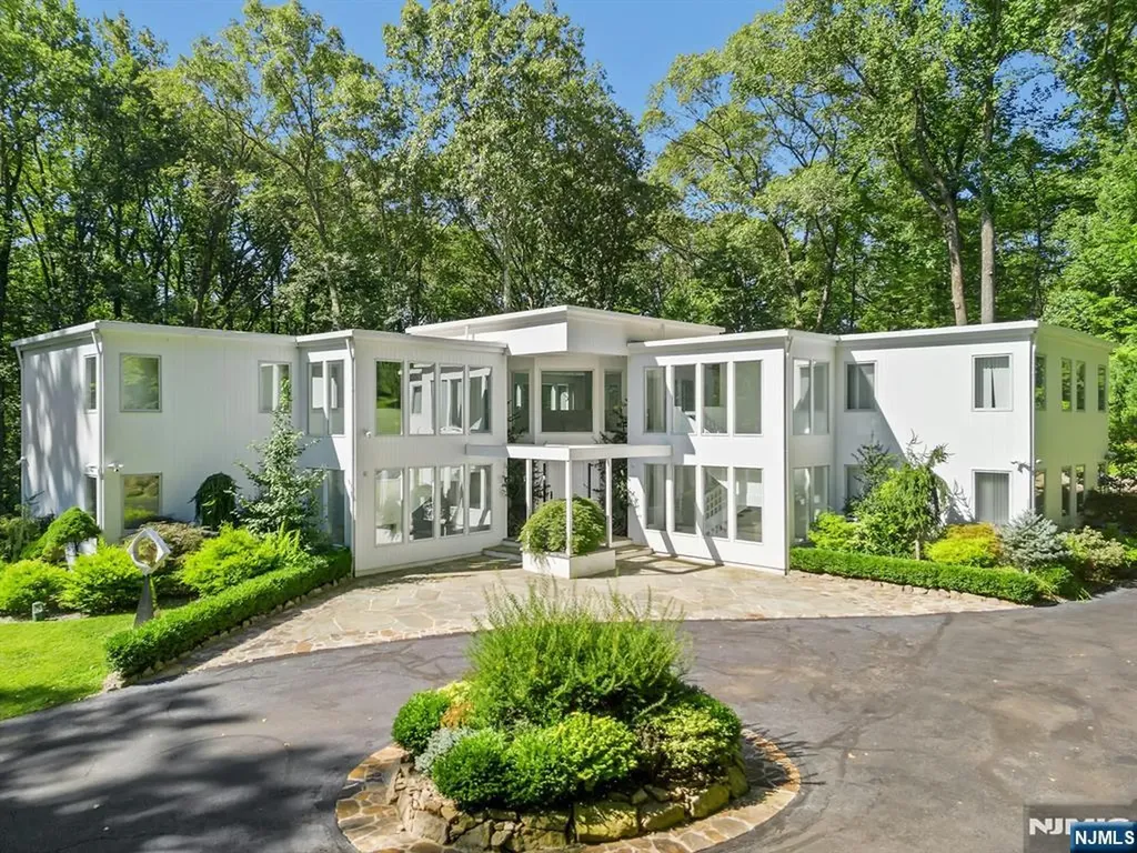 40 Jockey Hollow Road Bernardsville NJ 07924
