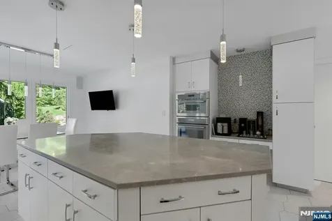 40 Jockey Hollow Road Bernardsville NJ 07924