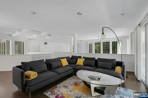 40 Jockey Hollow Road Bernardsville NJ 07924