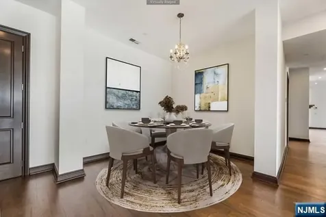 9 Somerset Lane Edgewater NJ 07020