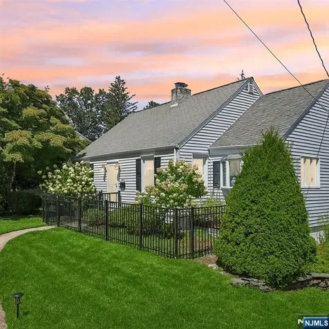 11 Lee Avenue Hawthorne NJ 07506