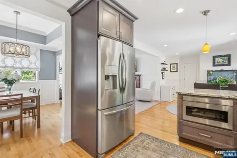 11 Lee Avenue Hawthorne NJ 07506
