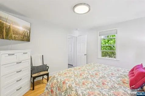 11 Lee Avenue Hawthorne NJ 07506