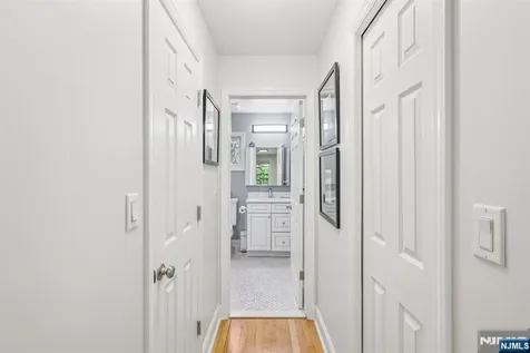11 Lee Avenue Hawthorne NJ 07506