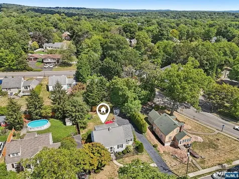 11 Lee Avenue Hawthorne NJ 07506