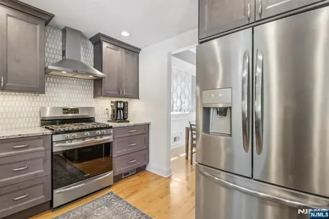 11 Lee Avenue Hawthorne NJ 07506