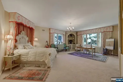 510 Priscilla Lane Englewood NJ 07631