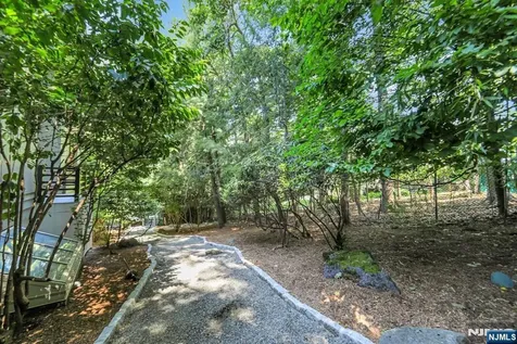 510 Priscilla Lane Englewood NJ 07631