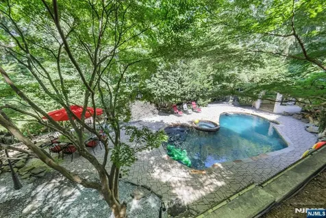 510 Priscilla Lane Englewood NJ 07631