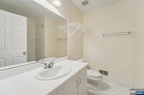 413 Green Mountain Road Mahwah NJ 07430