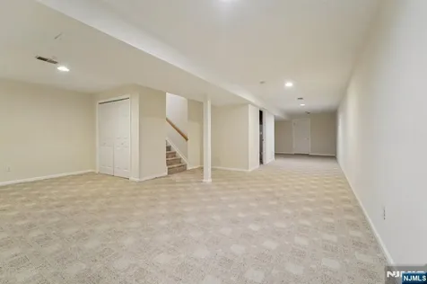413 Green Mountain Road Mahwah NJ 07430