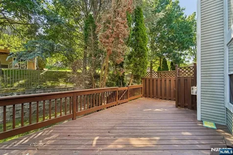 413 Green Mountain Road Mahwah NJ 07430