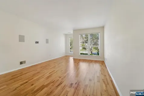 413 Green Mountain Road Mahwah NJ 07430