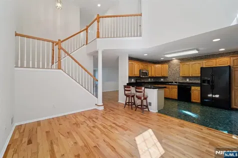 413 Green Mountain Road Mahwah NJ 07430