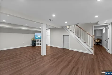 75 Birchwood Drive North Arlington NJ 07031
