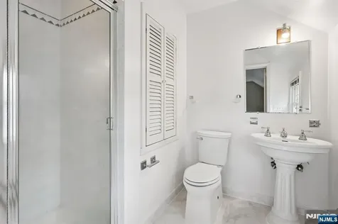 540 S Maple Avenue Glen Rock NJ 07452