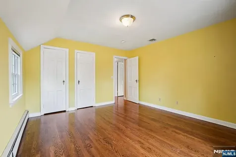 540 S Maple Avenue Glen Rock NJ 07452