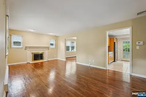 540 S Maple Avenue Glen Rock NJ 07452