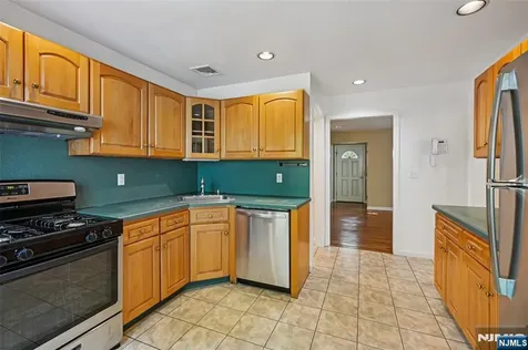 540 S Maple Avenue Glen Rock NJ 07452