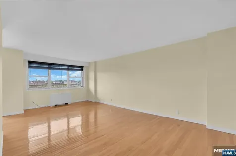 6600 Boulevard East West New York NJ 07093