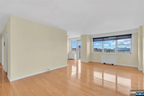 6600 Boulevard East West New York NJ 07093