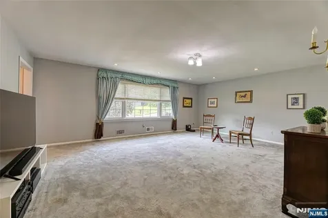 874 Ridgewood Boulevard Twp Of Washington NJ 07676
