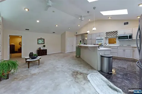 874 Ridgewood Boulevard Twp Of Washington NJ 07676