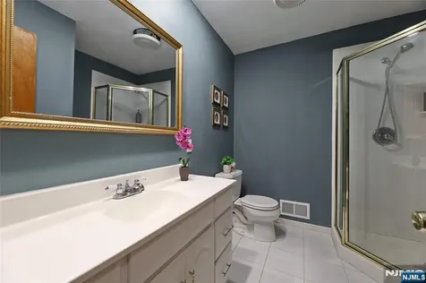 874 Ridgewood Boulevard Twp Of Washington NJ 07676