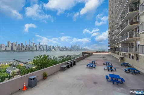 6600 Boulevard East West New York NJ 07093