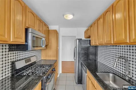 6600 Boulevard East West New York NJ 07093